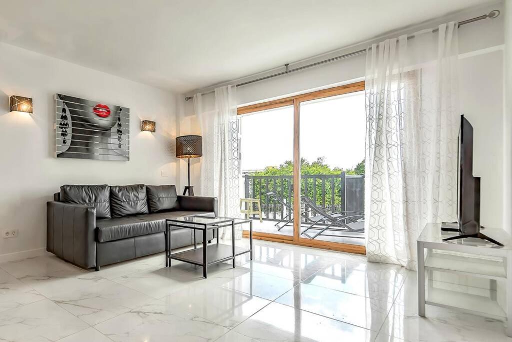 Modern Apartment In Parque Royal I, Playa Fanabe アデヘ エクステリア 写真